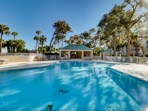 Luxurious Oceanfront Condo in Hilton Head Island - Perfect Getaway